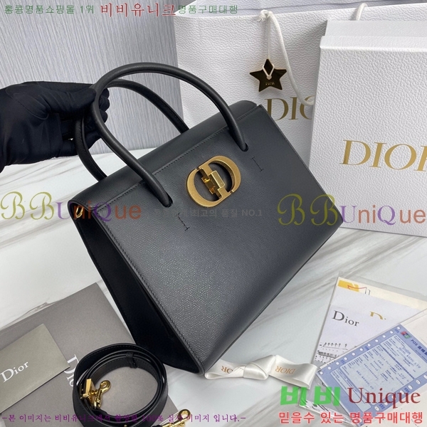 #��� ȣ�븣 ���� ī�ٹ� M9306-301