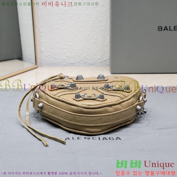 #�߷��þư� ��ī�� ��Ʈ�� 852411-110