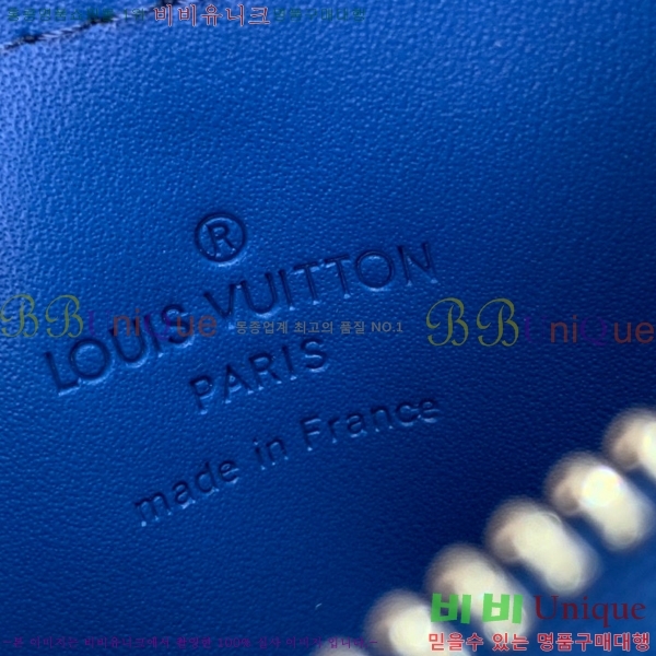 #���̺��� ���� ī�� Ȧ�� M82282-101