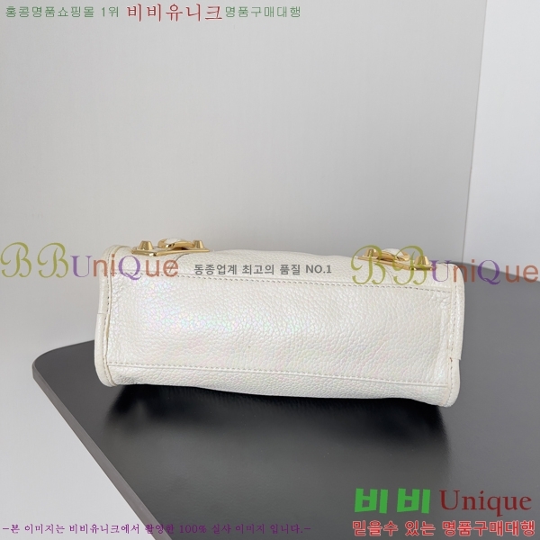 #�߷��þư� ��Ƽ�� �̴� BL58581-18