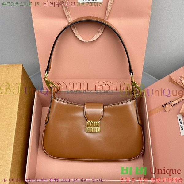 #�̿�̿� �ΰ� ��Ż ���� ȣ���� 5BC151-831