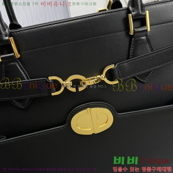 #��� CD �� ��Ʈ�� M58915-2