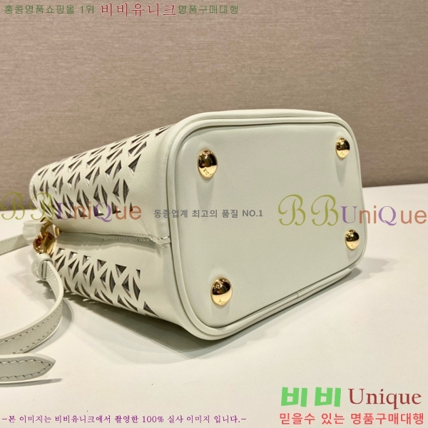 #����� �ƾƿ� ��Ƽ�� �̴� ũ�ν��� 1BA217-203