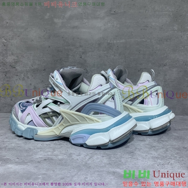 �߷��þư� Track 4.0 ����Ŀ�� 49BL2411-1443-10