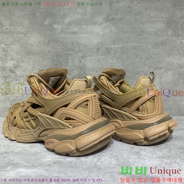 �߷��þư� Track 4.0 ����Ŀ�� 49BL2411-1443-15