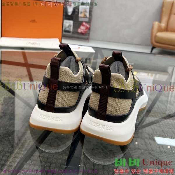 ���� �����޽� ����Ŀ�� HR599101-7