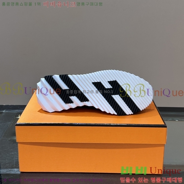 ���� �����޽� ����Ŀ�� HR599085-4