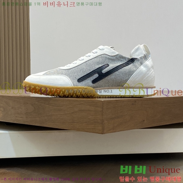 ���� �����޽� ����Ŀ�� HR599103-5