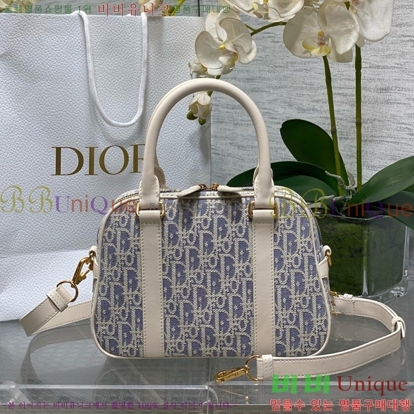 #��� ���̺� ������ �̵�� M1340-102