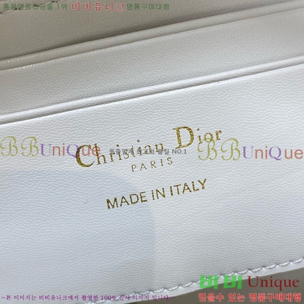 #��� 30 ������ ������ũ ��ο콺Ʈ�� �̴� ��Ŷ�� S2374-101