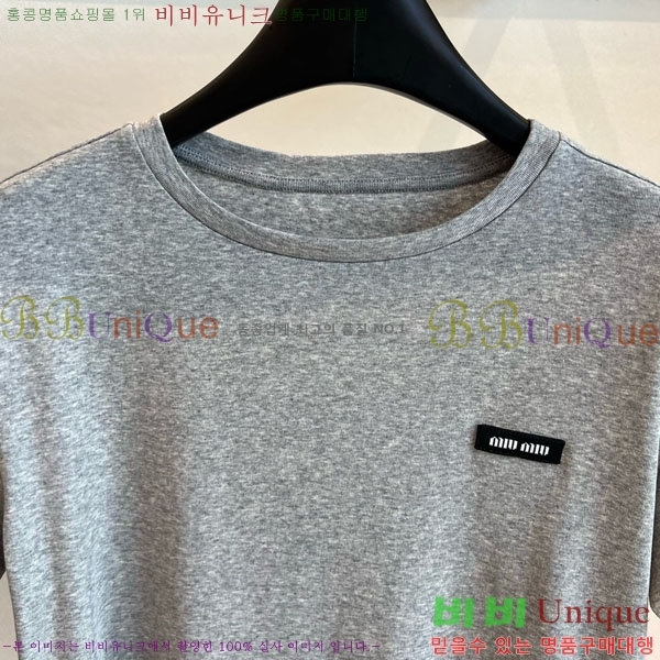  ̿̿  Ƽ MIU120130-7  룩