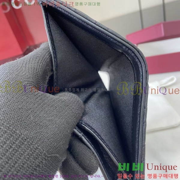 # GG Ʈ Ʋ  466492-209