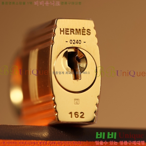 #�����޽� �̸��� 28CM �ۼ۰��� H259721-2