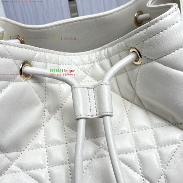 # D-Motion ̵  M2852-3-590롽