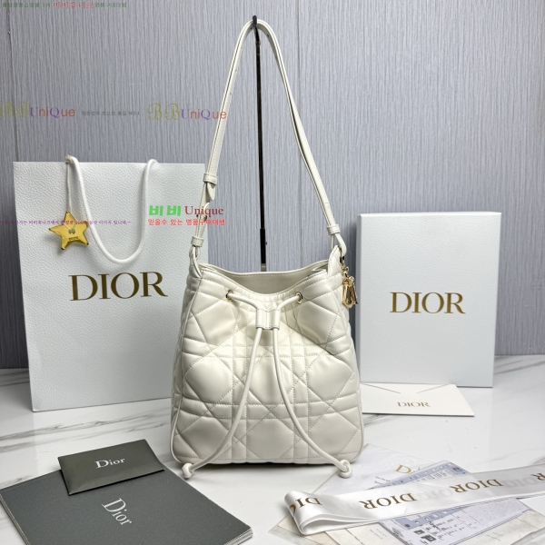 # D-Motion ̵  M2852-3-590롽