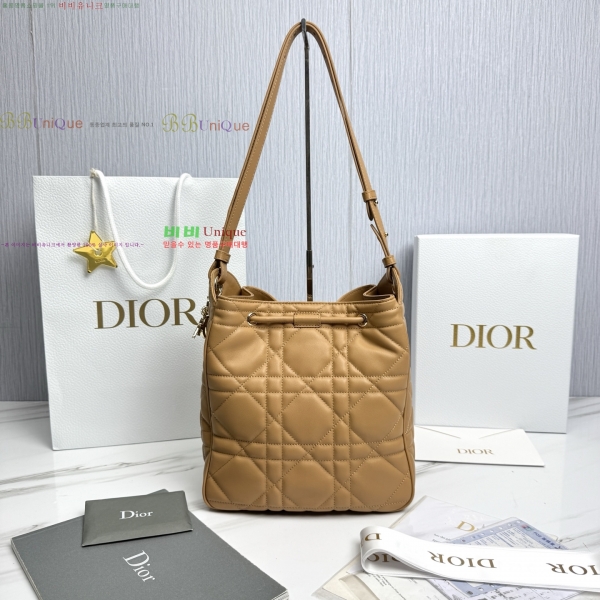 # D-Motion ̵  M2852-2-590롽