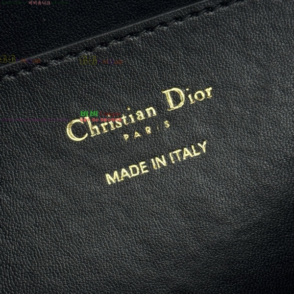 # D-Dream ̵  M6323-1-590롽