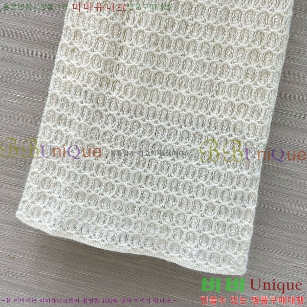 ���� ���ڷ� ��ġ�ڸ� ��ĿƮ BC2334011-7