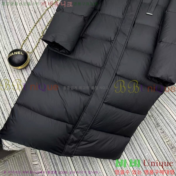 ���� ��**�� �ٿ� �е� MAXM2120544-4