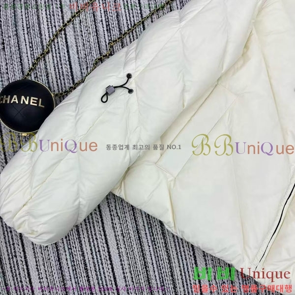 ���� ��**�� �ٿ� �е� MAXM2120544-16