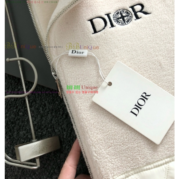 ���� ��� x ��**�� ���� 38D259302-1