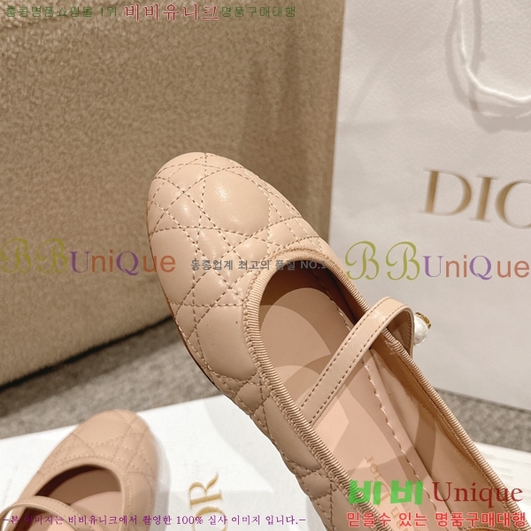 ��� �޸����� �÷����� 28DL2592612-6