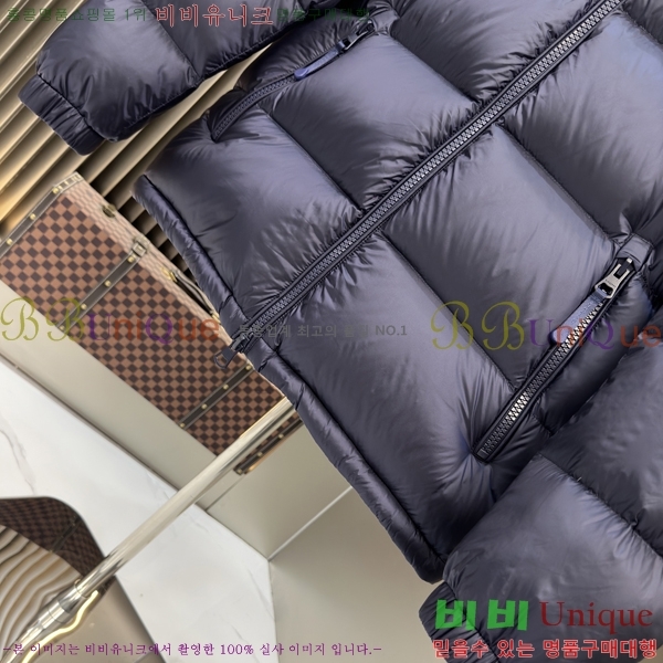 ���� ������ �ٿ� �е� B75578-4