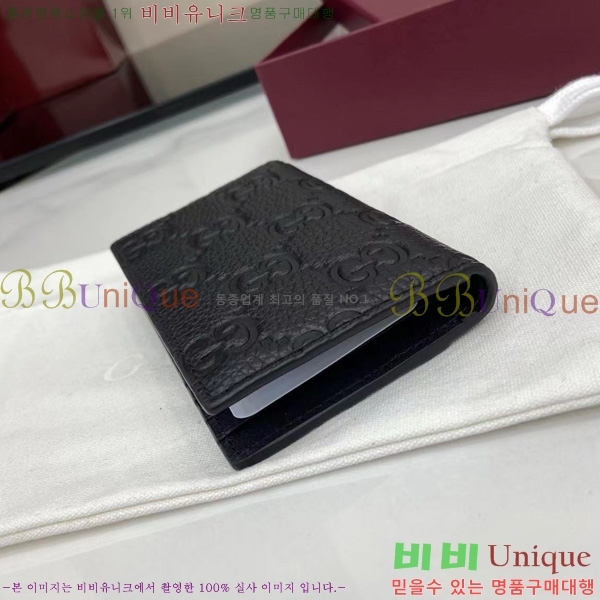 # Ʈ  ī ̽ 835011-102