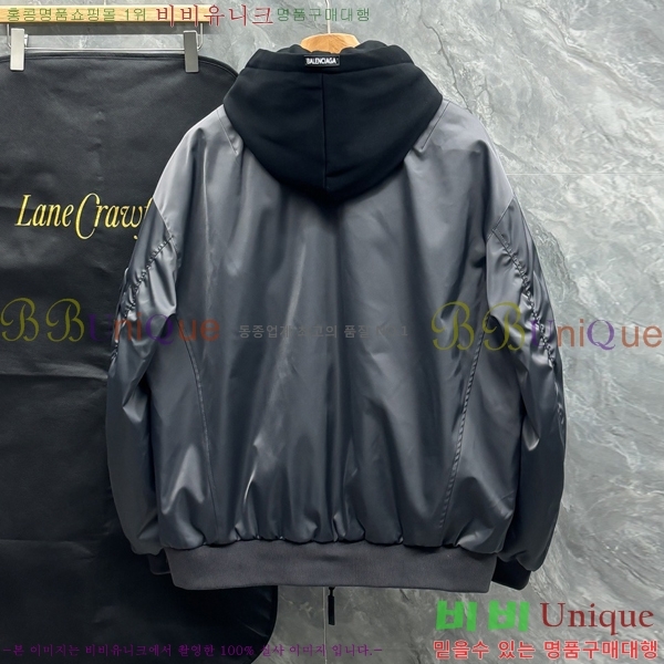 ���� �߷��þư� �ٿ� �е� BL2462617-2