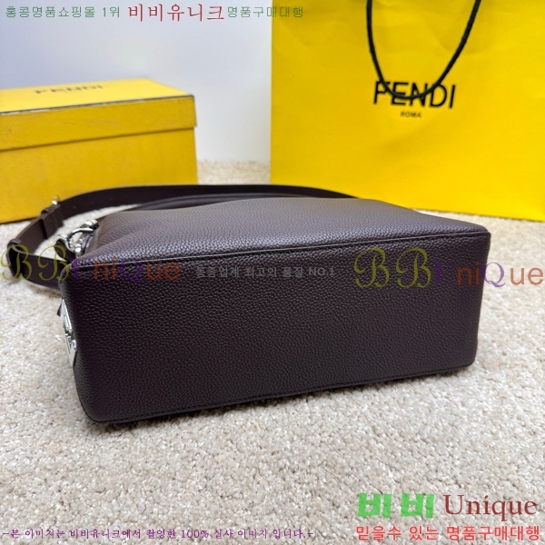 # ̵  ΰ     7VA672-102