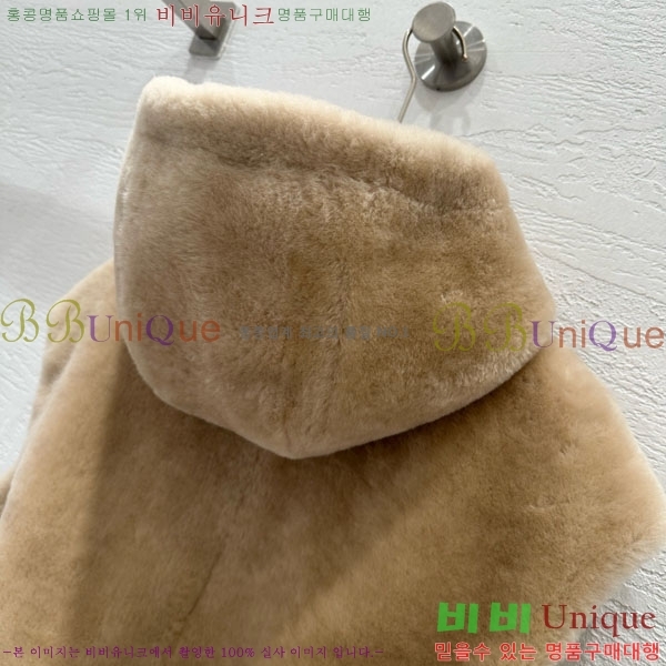    þ    PAD23402-11