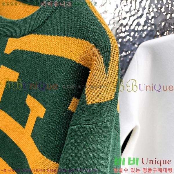 ���� �ο��� ������ LO7126390-2