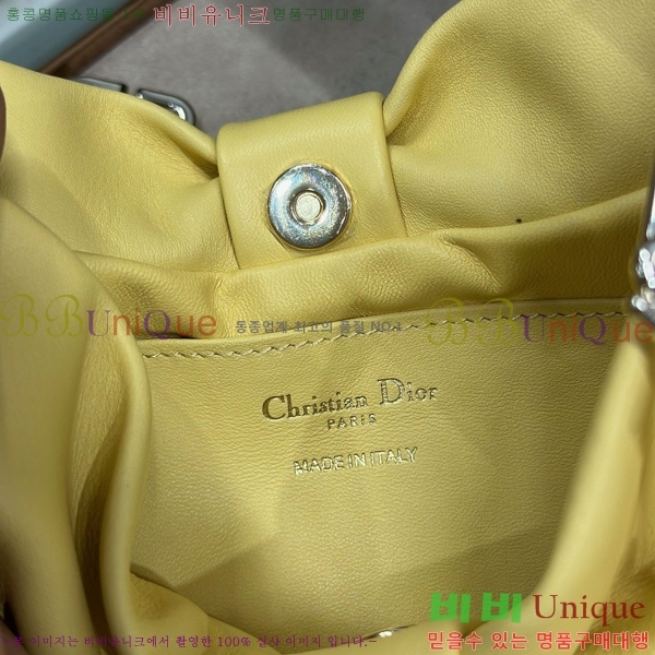 #��� ���� ü�ι� M0714-107