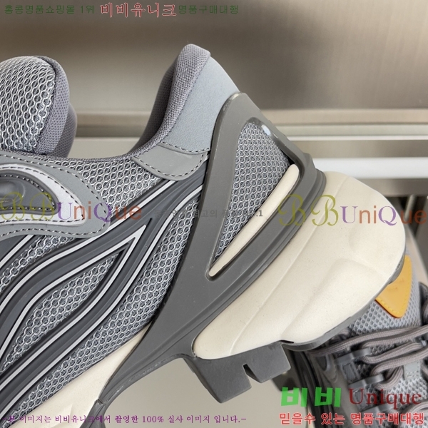 ���� ����*�� ���� ����Ŀ�� 52LV2512311-3