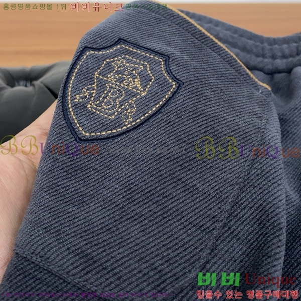 ���� ���ڷ� ��ġ�ڸ� ���� BC443974-3