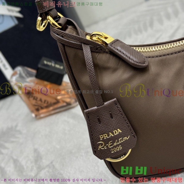 #����� ������� 2005 ���ǾƳ� Ʈ���� �����Ϸ� ȣ���� 1N204N-1009