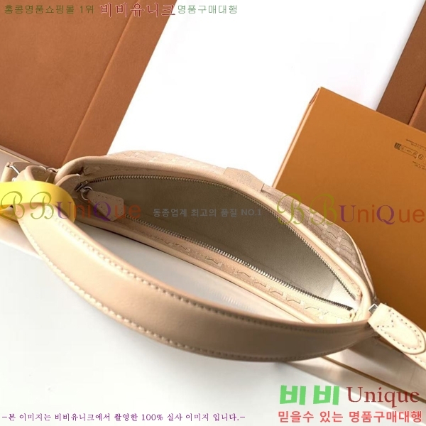 #���̳� ȣ���� M8219-8