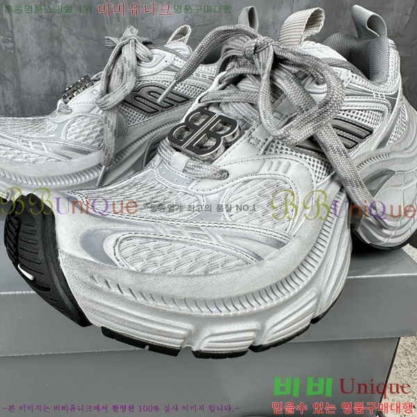 �߷��þư� 6XL Ʈ���̳� ����Ŀ�� BLA3568901