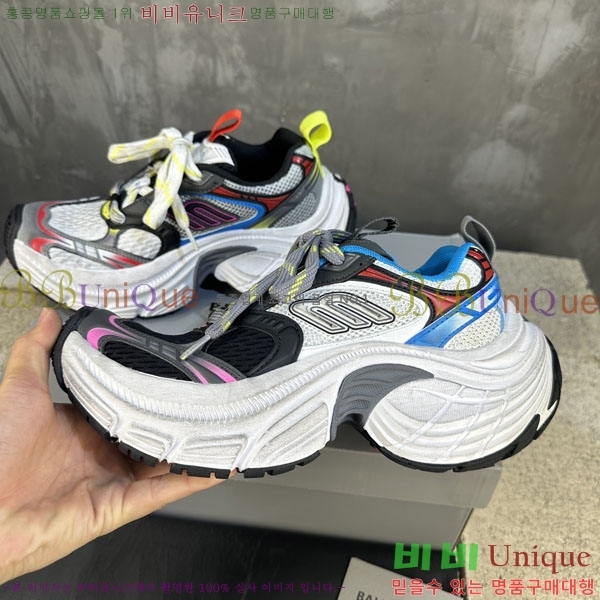 �߷��þư� 6XL Ʈ���̳� ����Ŀ�� BLA3568901-2