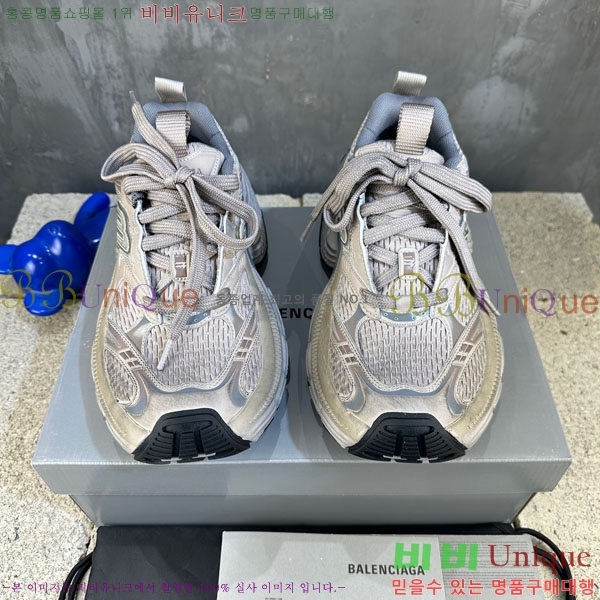 �߷��þư� 6XL Ʈ���̳� ����Ŀ�� BLA3568901-7