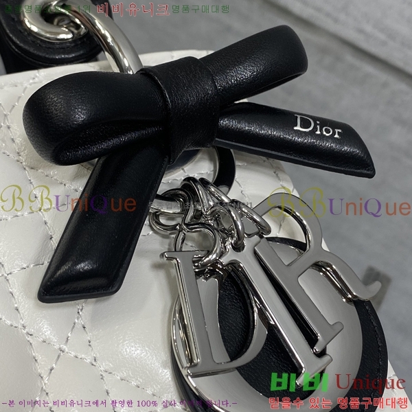 #��� ���̵� ��� ü�� �� �̴� M0505-601