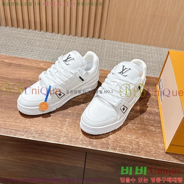 �������� LV Ʈ���̳� ����Ŀ�� LV511801