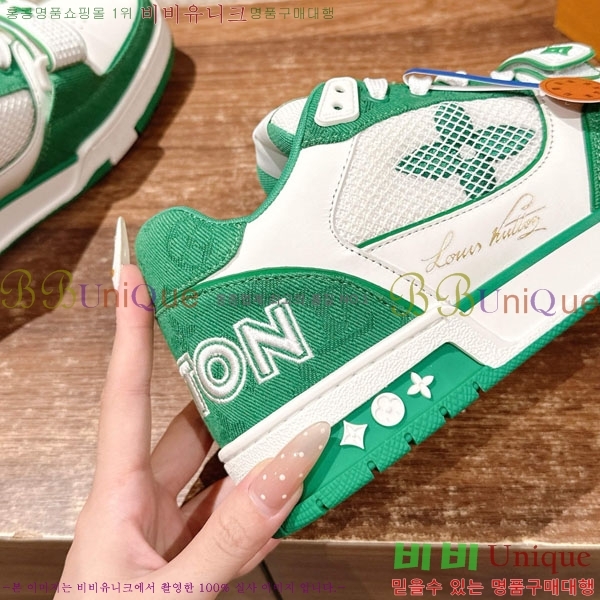 �������� LV Ʈ���̳� ����Ŀ�� LV511802-4