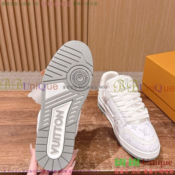 �������� LV Ʈ���̳� ����Ŀ�� LV5116602-3