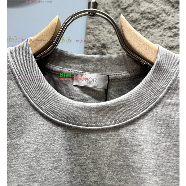 ���� ũ������ ���� Ƽ���� CH814689-4