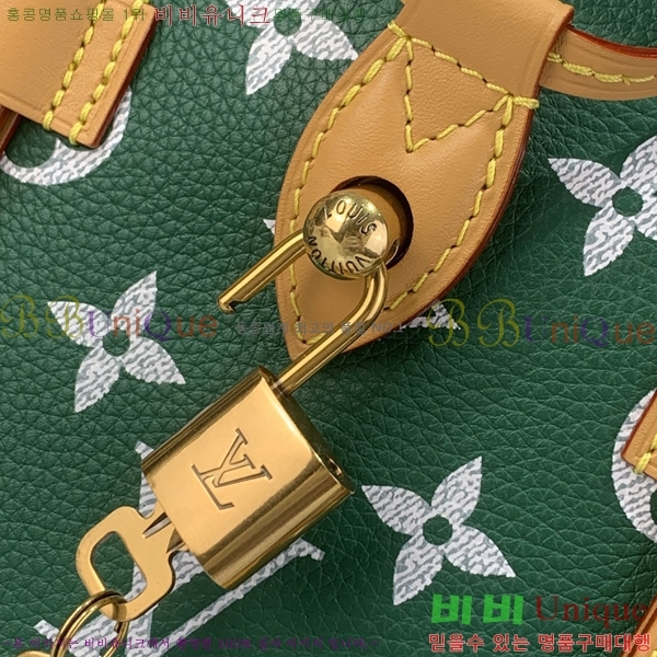 #���̺��� ũ�������� MM ���� M55699-303