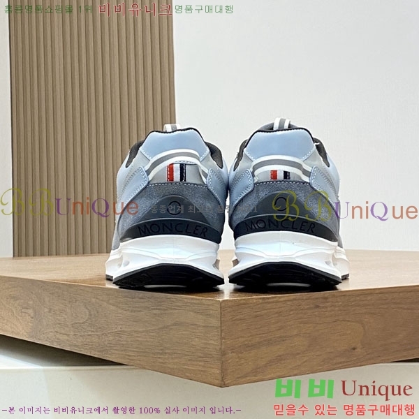 ���� ��**�� ����Ŀ�� MO592266-3