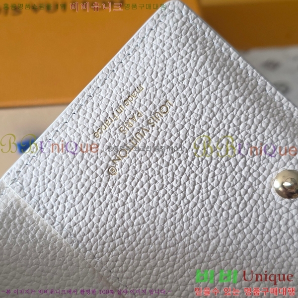 #���̺��� ���������� Ŭ���� ������ M28275-101