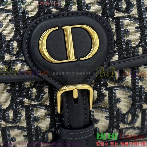 #��� �ٺ� ��Ƽĳ�� �� M3964-101