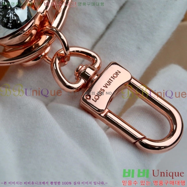 ���̺��� ŰȦ�� LV45608-8